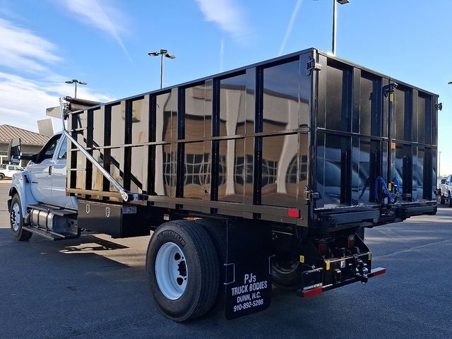 2026 Ford F-650SD Base