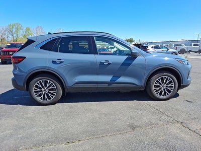 2025 Ford Escape Plug-In Hybrid Base