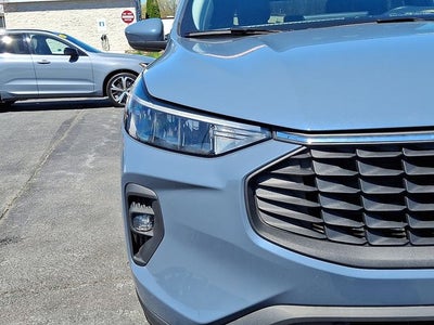 2025 Ford Escape Plug-In Hybrid Base