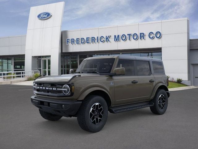 2026 Ford Bronco Outer Banks