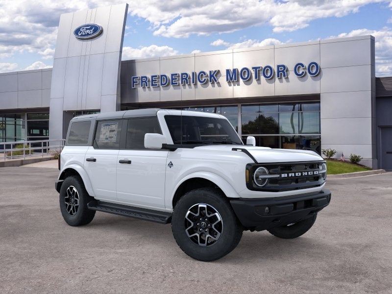 2026 Ford Bronco Outer Banks