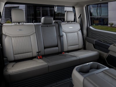 2027 Ford F-250SD Platinum