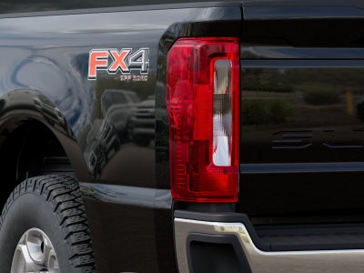 2027 Ford F-350SD XLT