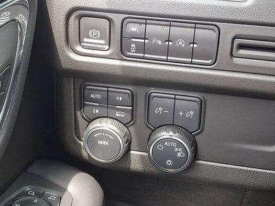 2023 Chevrolet Suburban LS