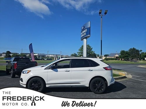 2022 Ford Edge SE