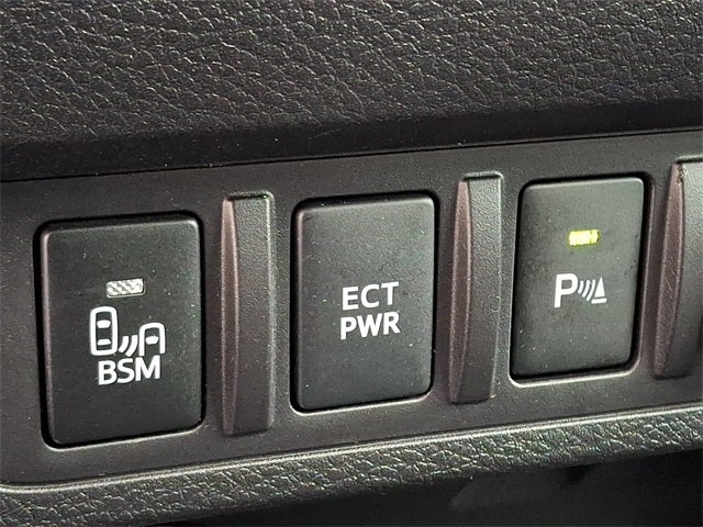 2023 Toyota Tacoma Limited V6