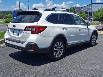 2019 Subaru Outback 2.5i Touring