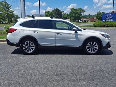 2019 Subaru Outback 2.5i Touring