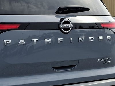 2022 Nissan Pathfinder Platinum