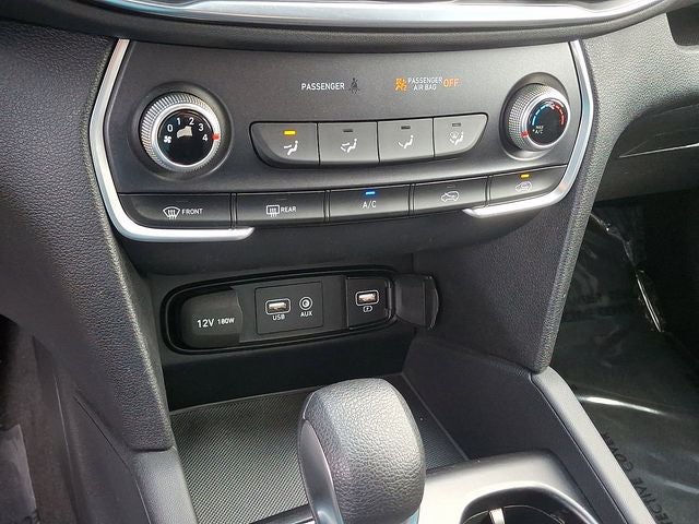 2020 Hyundai Santa Fe SE