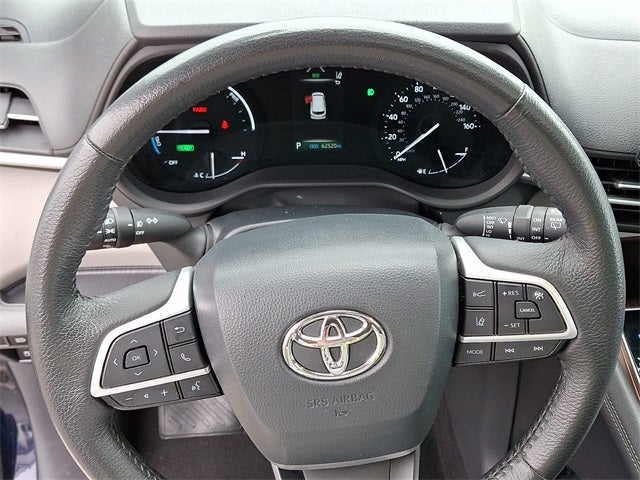 2024 Toyota Sienna XLE 8 Passenger