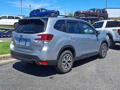 2024 Subaru Forester Premium