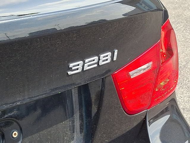 2011 BMW 3 Series 328i