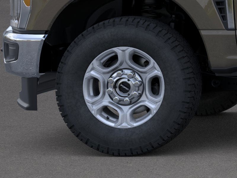 2026 Ford Super Duty F-350® XLT