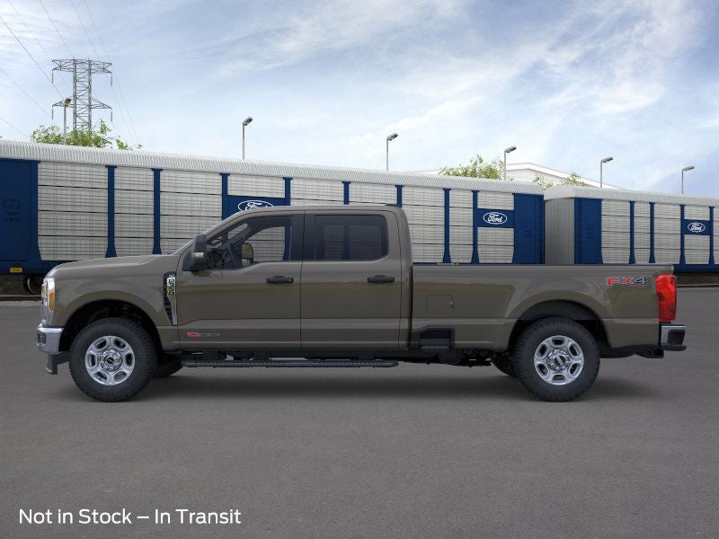 2026 Ford Super Duty F-350® XLT