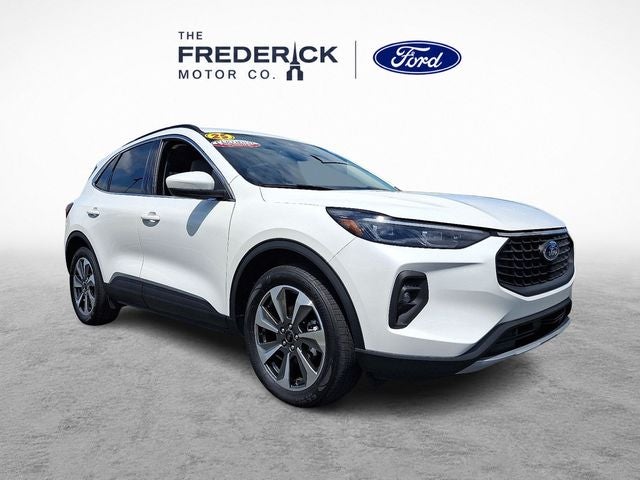 2025 Ford Escape Hybrid Platinum