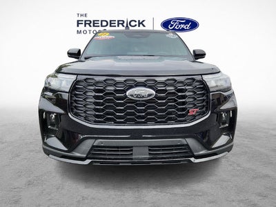 2025 Ford Explorer ST