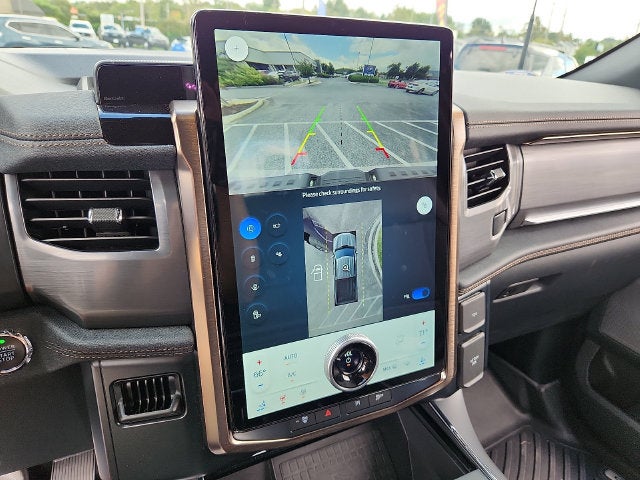 2022 Ford F-150 Lightning Lariat