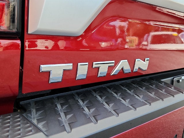 2023 Nissan Titan Platinum Reserve