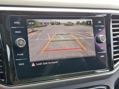 2022 Volkswagen Atlas Cross Sport 2.0T SEL R-Line