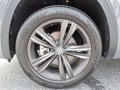2022 Volkswagen Atlas Cross Sport 2.0T SEL R-Line