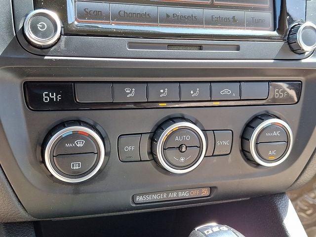 2013 Volkswagen Jetta Hybrid Base