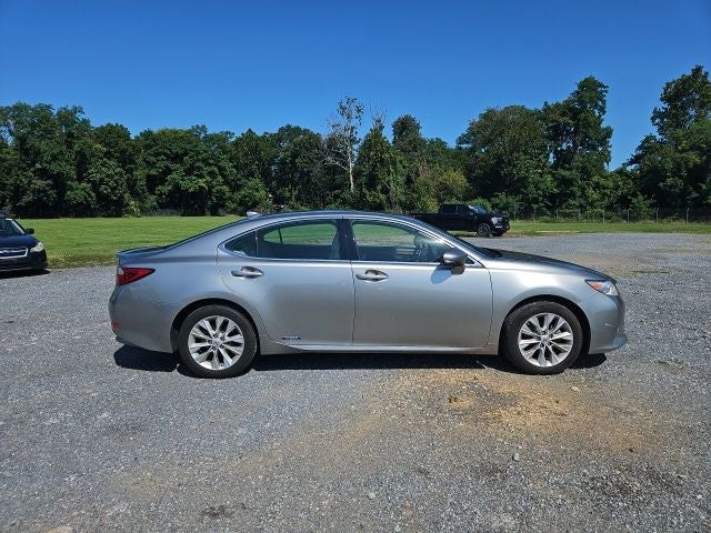 2015 Lexus ES 300h