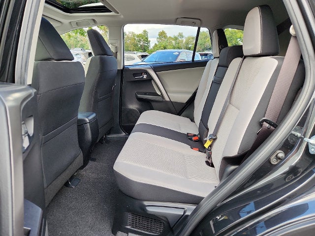 2016 Toyota RAV4 Hybrid XLE